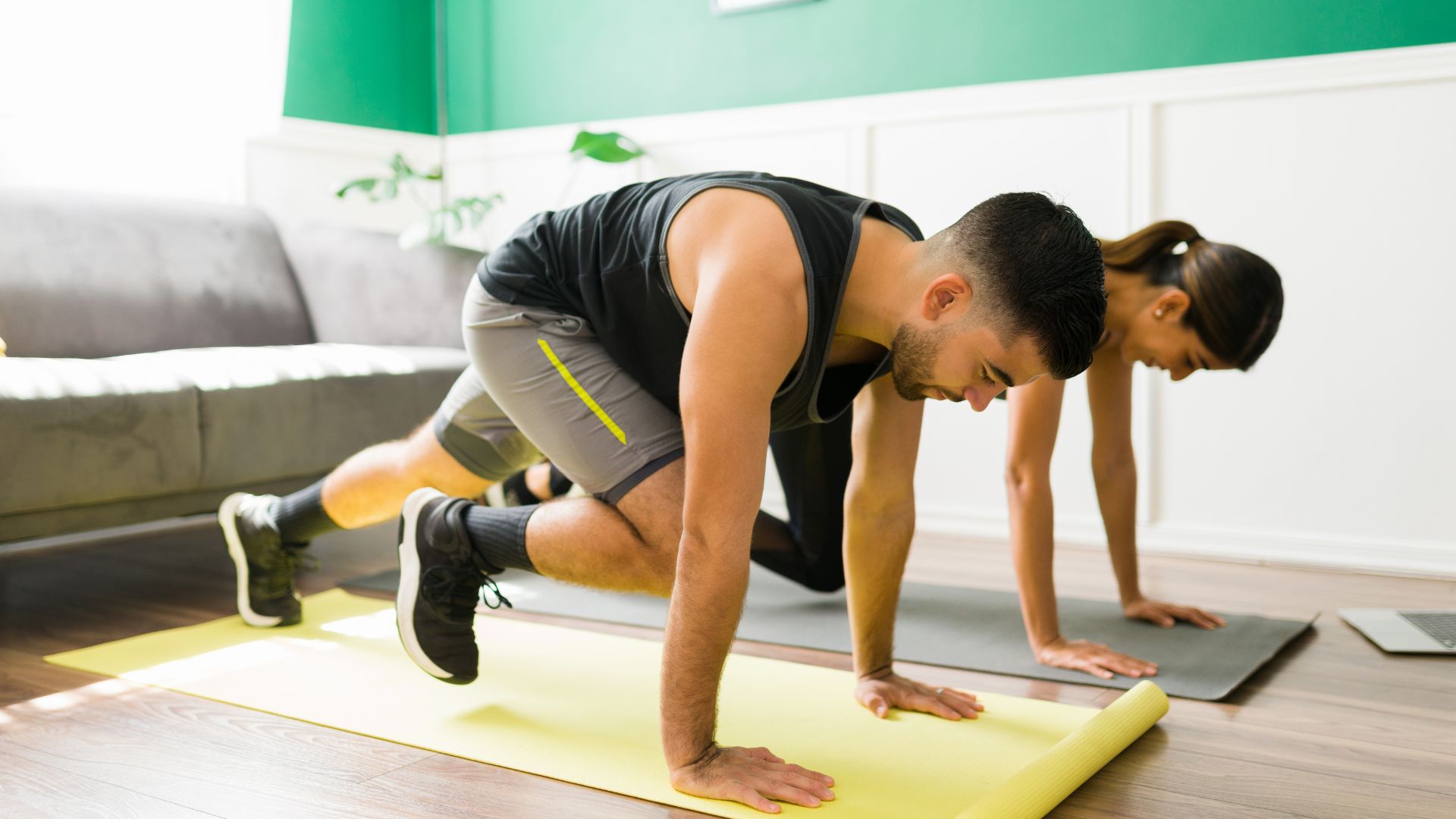 Trening HIIT w domu