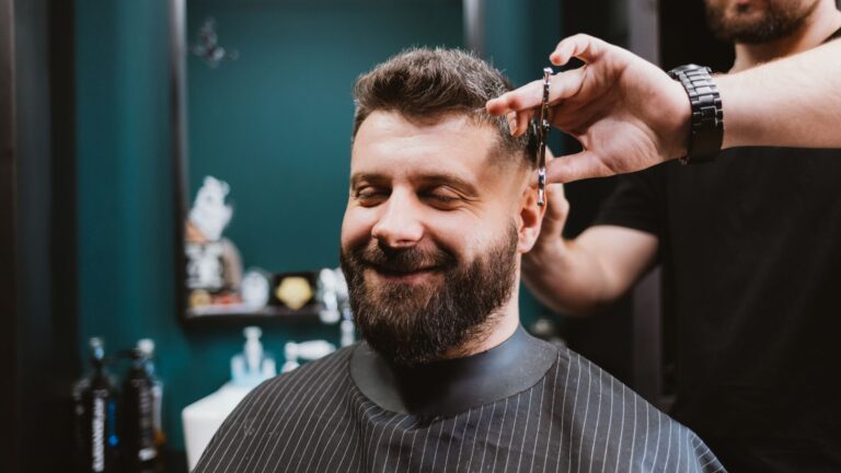Jak czesać brodę?
